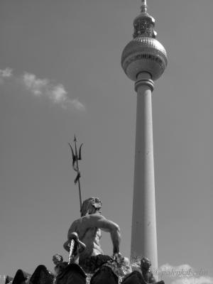 Fernsehturm Neptun - Polenka Berlin -  auf  - Array - 